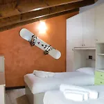 Family Escape In The Mountains شقة Pasturo